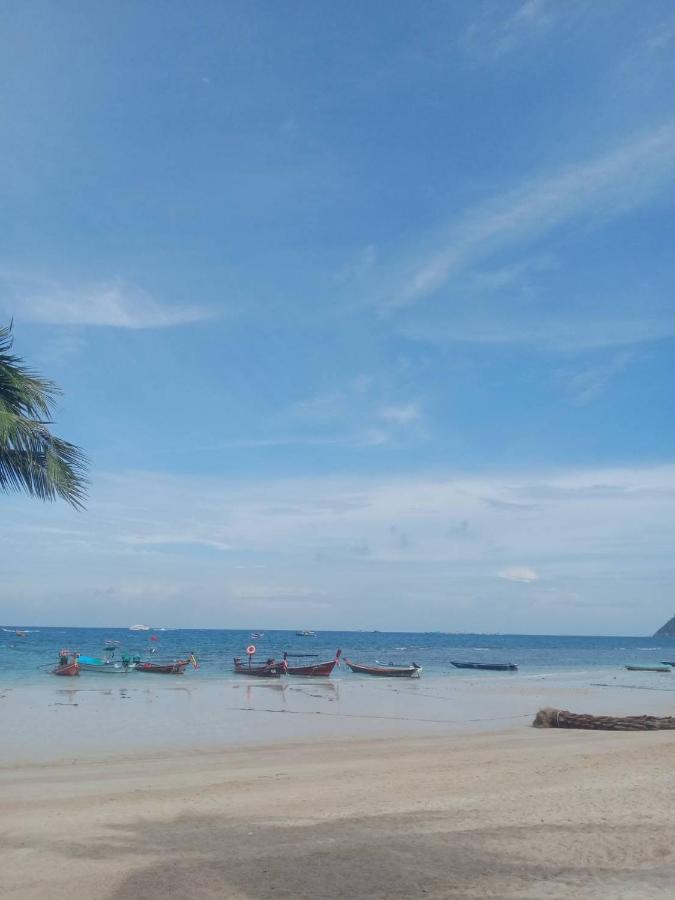 Lotus Hostel Beach Ko Tao Buitenkant foto