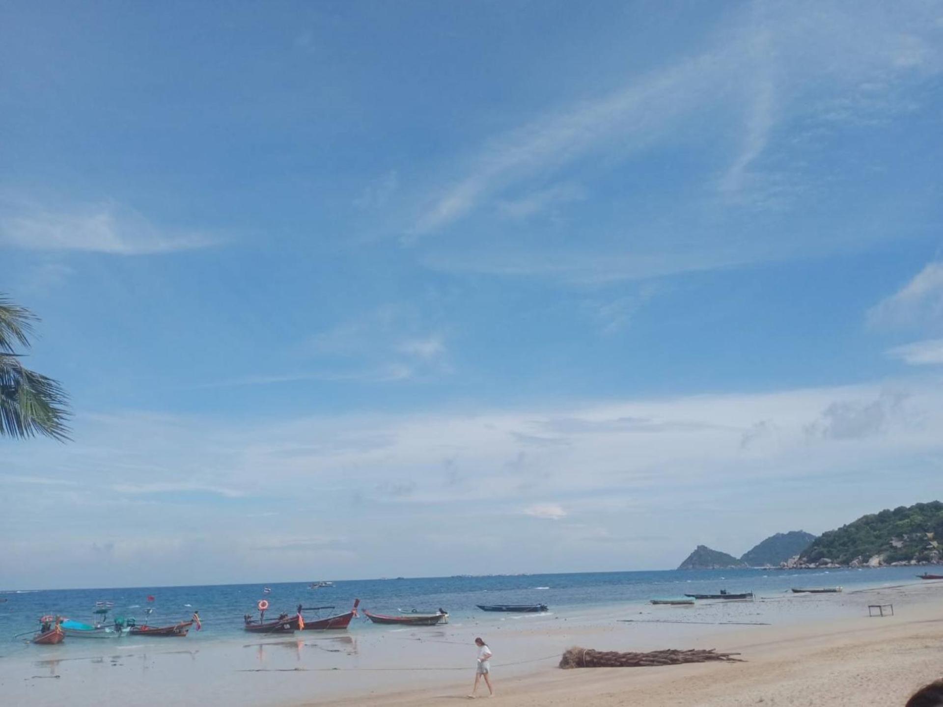Lotus Hostel Beach Ko Tao Buitenkant foto